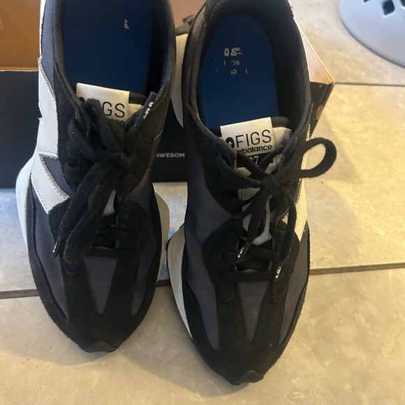 New Balance Lifestyle Sneakers in Black and White - Picture 4 of 4